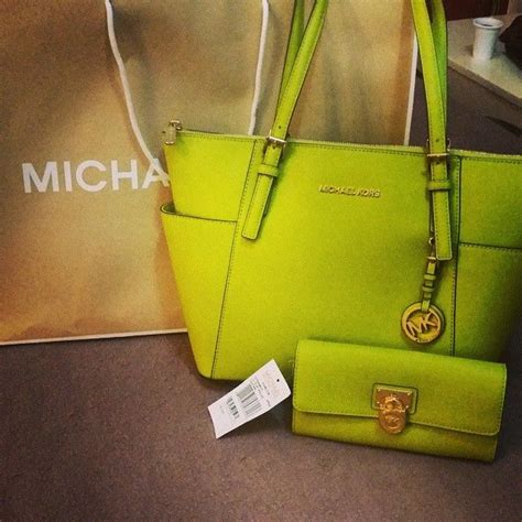 michael kors purse & wallet|cheap Michael Kors handbags 39.99.